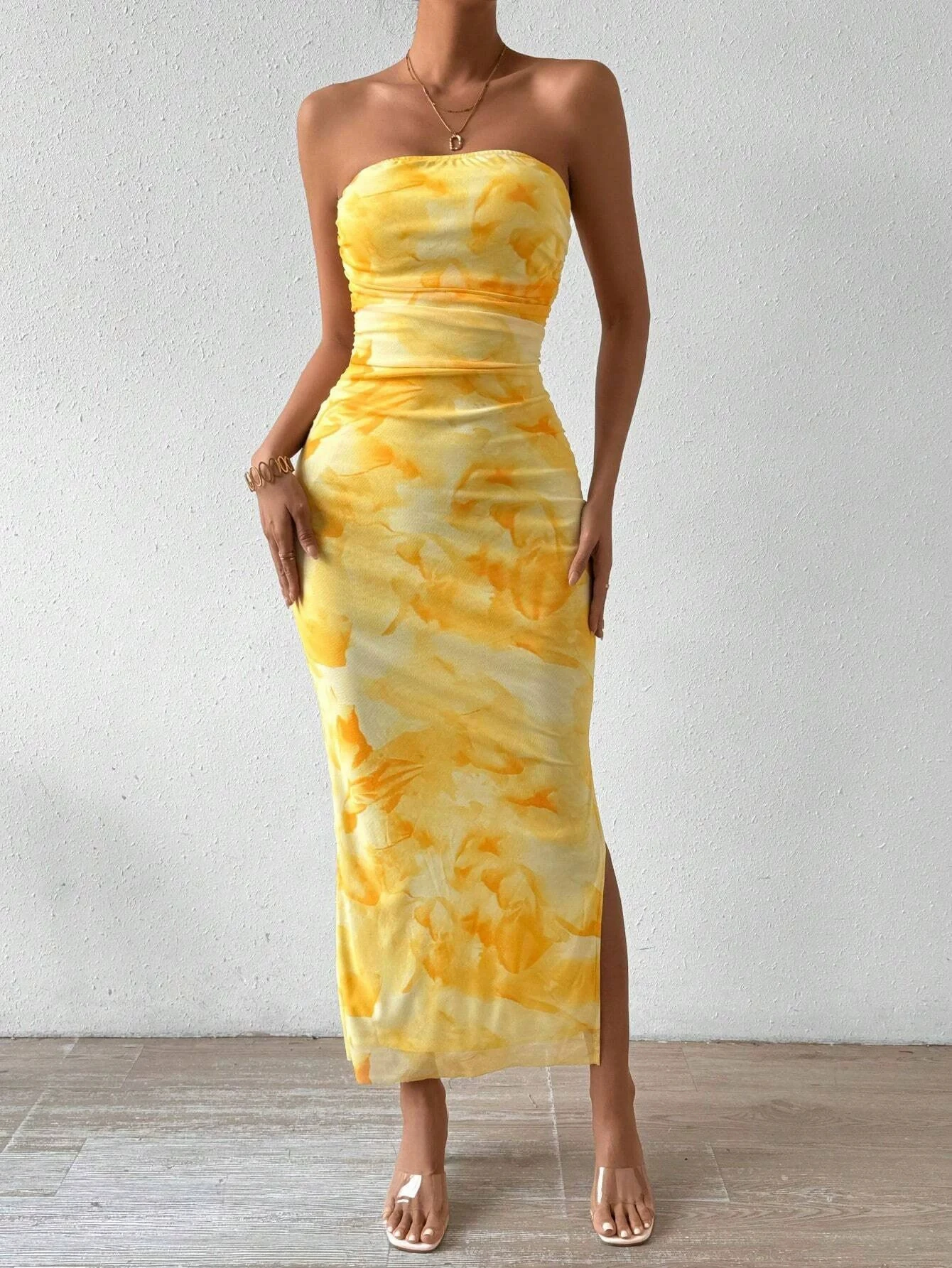 Vintage-Inspired Elegant Strapless Yellow Tie-Dye Maxi Dress with Side Slit  Summer Women's Clothing 2026 Summer Dresses| Alibaba.com