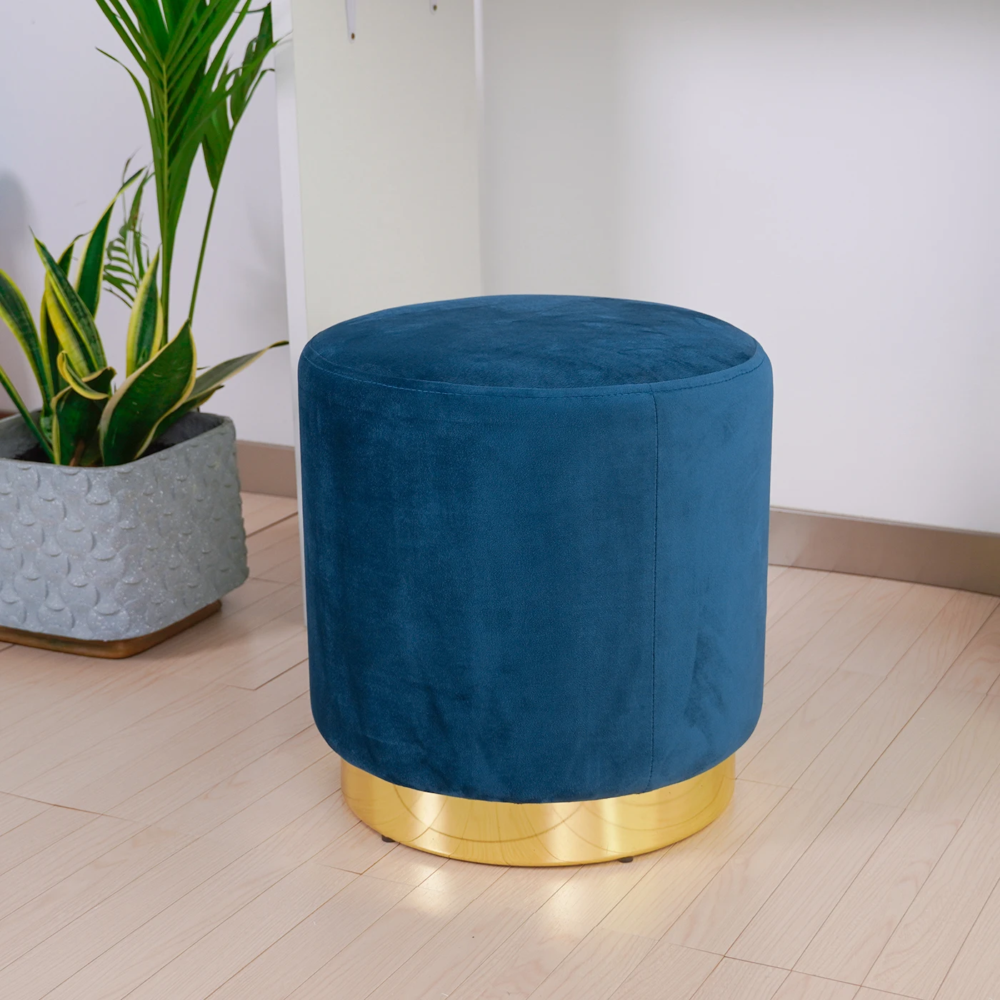 Cheap Side Pouf Stools Living Room Green Velvet Round Pouf Foot Stool Modern Ottomans Stool