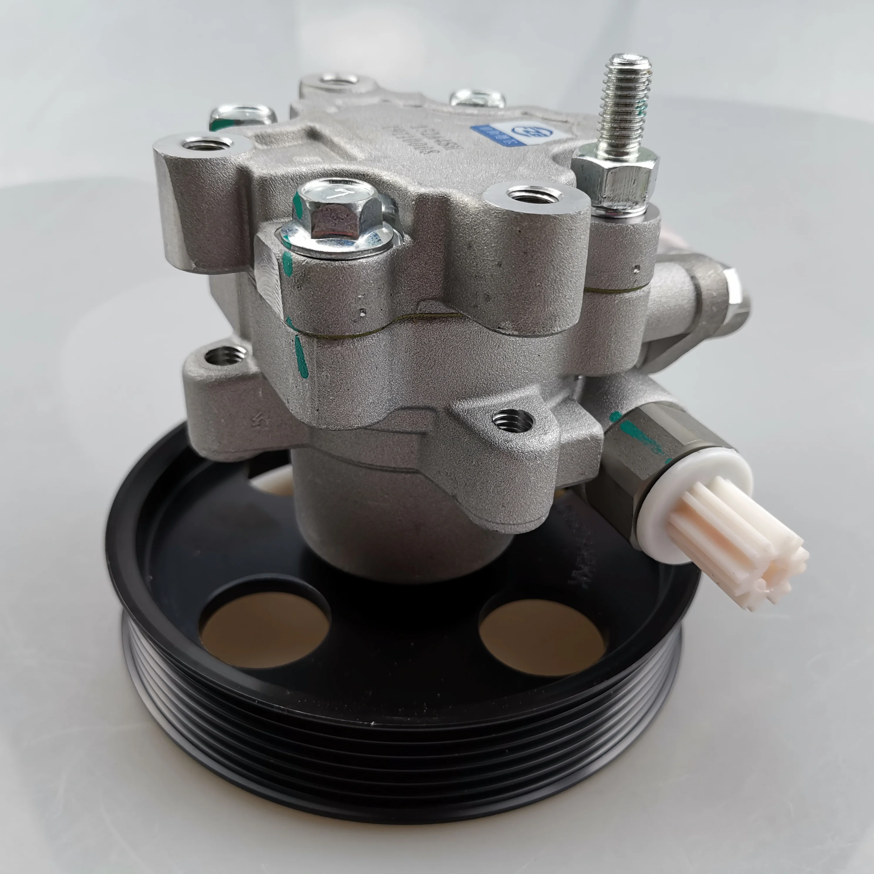 SAIC MAXUS T60 6pk Original power steering pump C00099406 