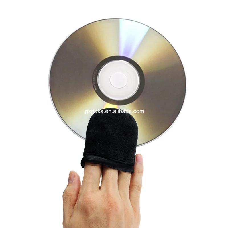 Professional CD and DVD Cleaning Kit Removes Dust and Protects Discs