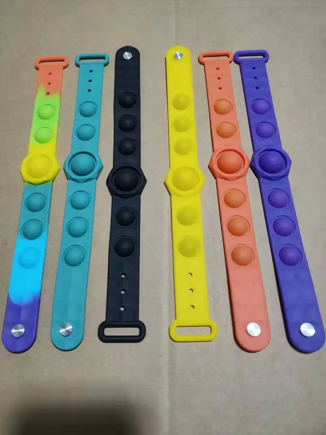 2021 Последний Новый пуш-ап пузырь сенсорная Непоседа игрушки для снятия стресса пузырь браслет игрушка Беспроводные сенсорные браслет Непоседа браслет