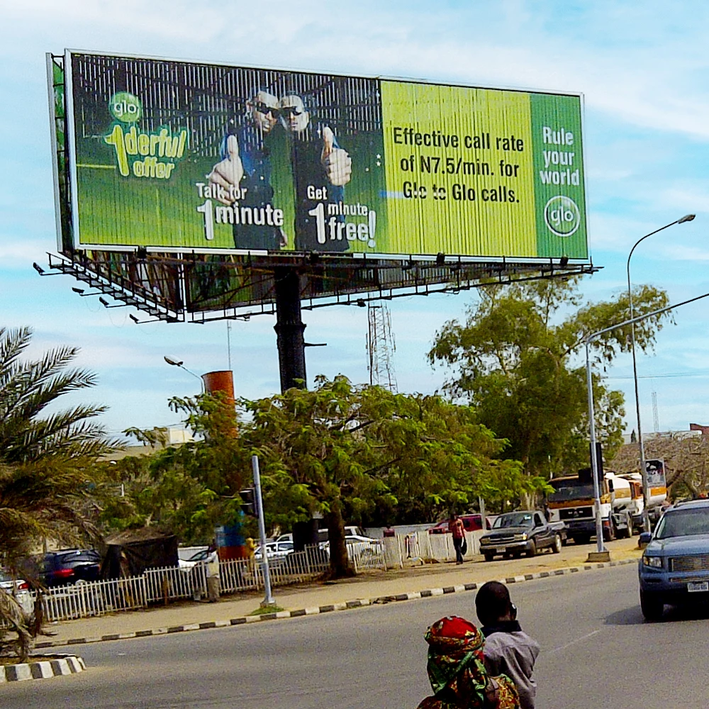Outdoor / Indoor Rotating Three Faces Tri-vision Billboard