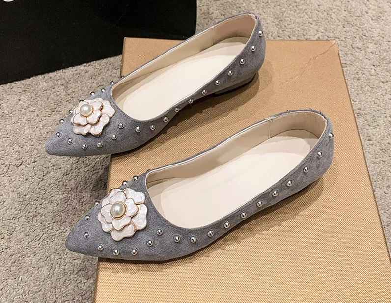 2023 Flat Shoes Women Pointed Toe Flats Slip On Ladies Loafers Women