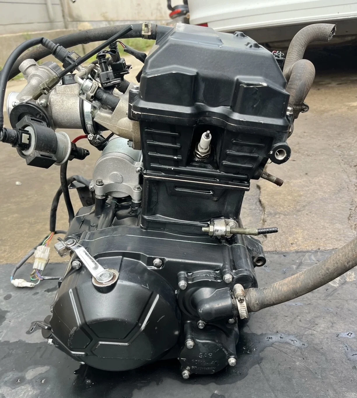 Надежный подержочный двигатель мотоцикла в сборе с емкостью 400cc и 600cc