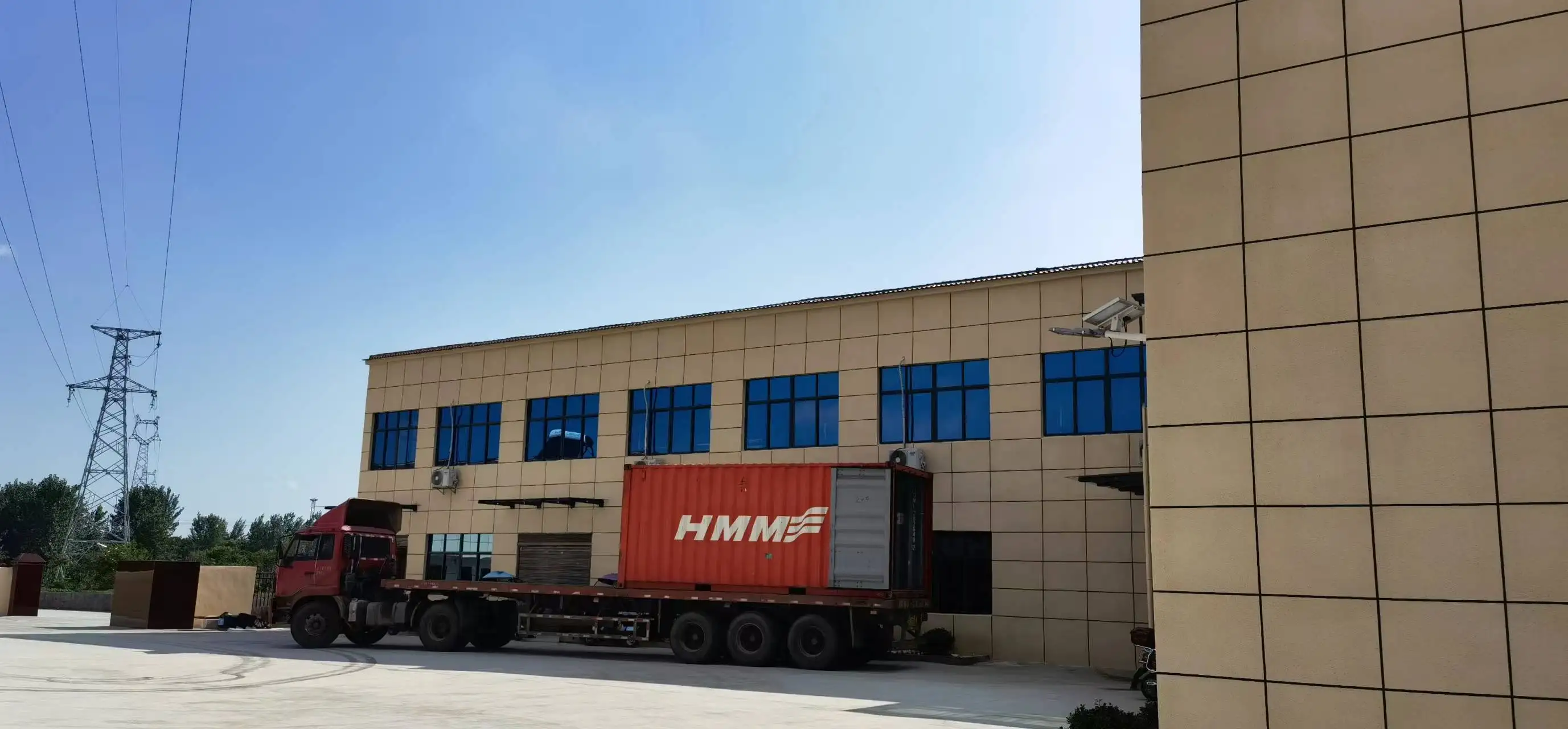 In Stock Disposable Nonwoven Sauna Bikini Set (Bra Panties Thongs) for Spa Conveniently Disposable Underwear factory