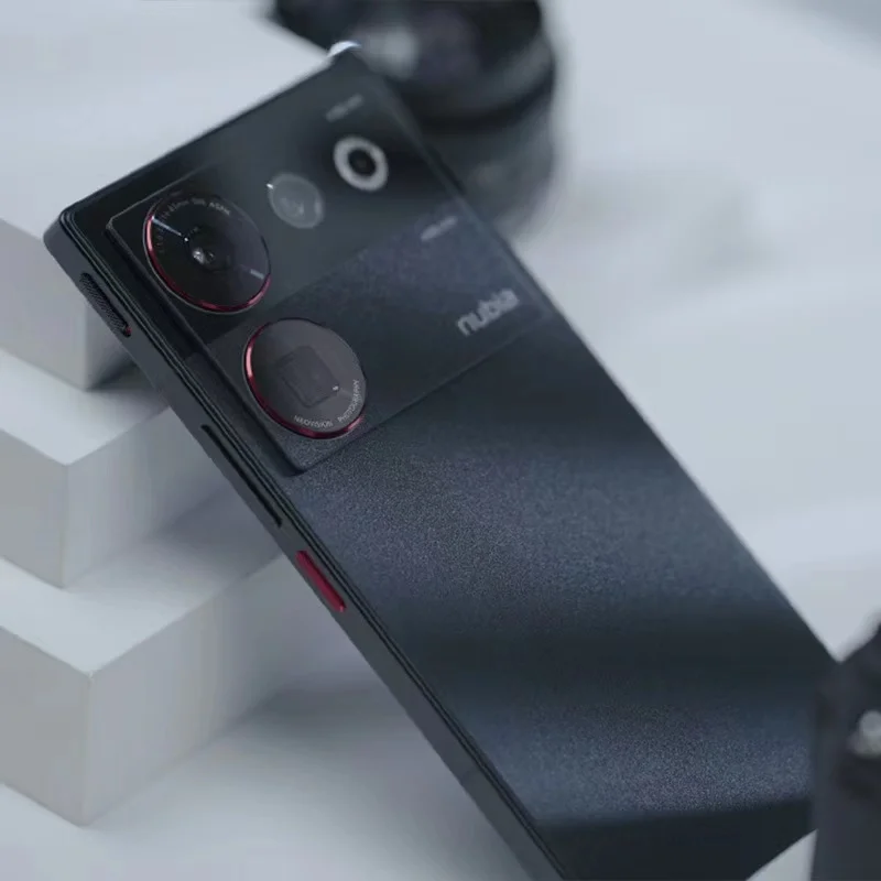 ZTE Nubia Z50 Ultra 6.8インチ AMOLED スマートフォン 64MPカメラ NFC対応