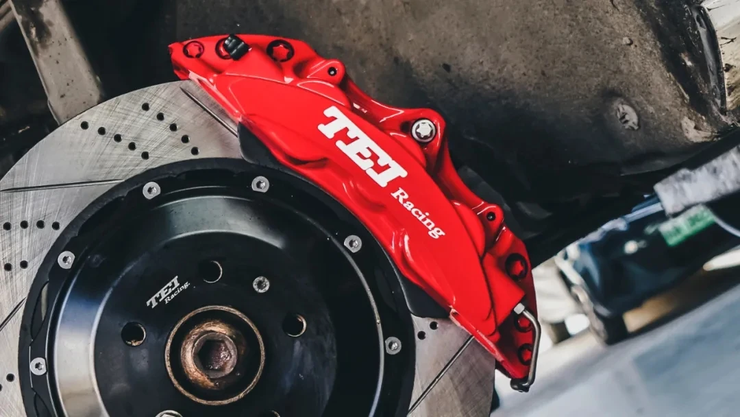 Audi A5.A6用　レッド ブレーキキャリパー 4個セット Audi A5.A6用レッド ブレーキキャリパー 4個セット