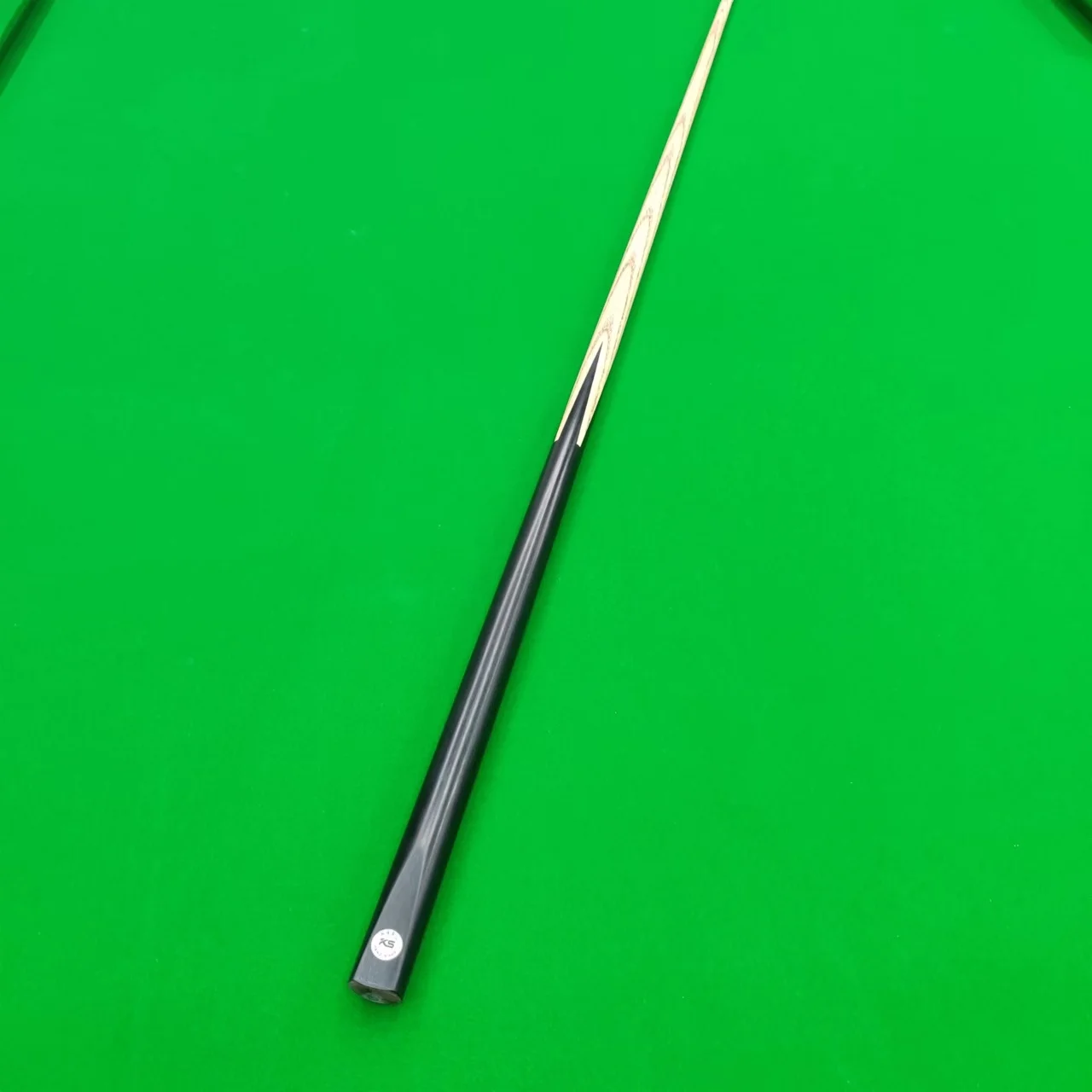 Factory Wholesale Economical Ash Wood Billiard Pool Cue One Pc Straightless Billiard Cue Sticks