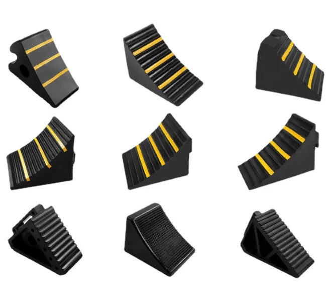 Portable Triangular Wooden Rubber Anti-skid Device Anti-slip Car Truck Plastic Slope Pad Rubber Plastic Wheel Stopper