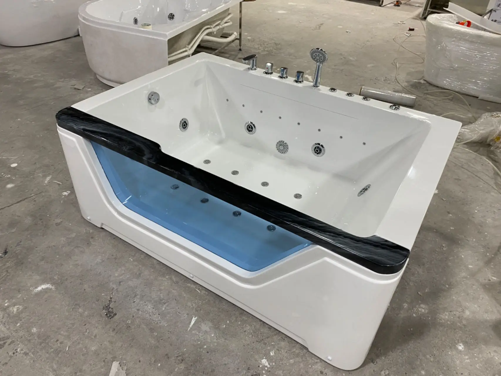 Modern Acrylic Indoor Bathtub Hydromassage Fibreglass Double Whirlpool