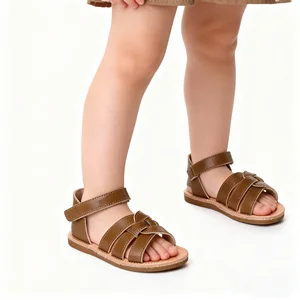 Babyhapy Hot Selling Luxury  Classic Summer Outdoor Anti-slip Kids Flat Leather Sandal for Children Girl