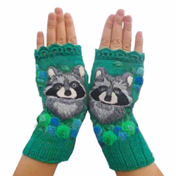 TikTok  Alpaca fleece knitted touch screen warm outdoor windproof plus velvet Korean version of the cute anti-cold gloves