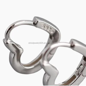 Factory Small Wholesale 925 Sterling Silver Women Minimal Heart Hoop Earrings Gold Plated for Valentine's Gift