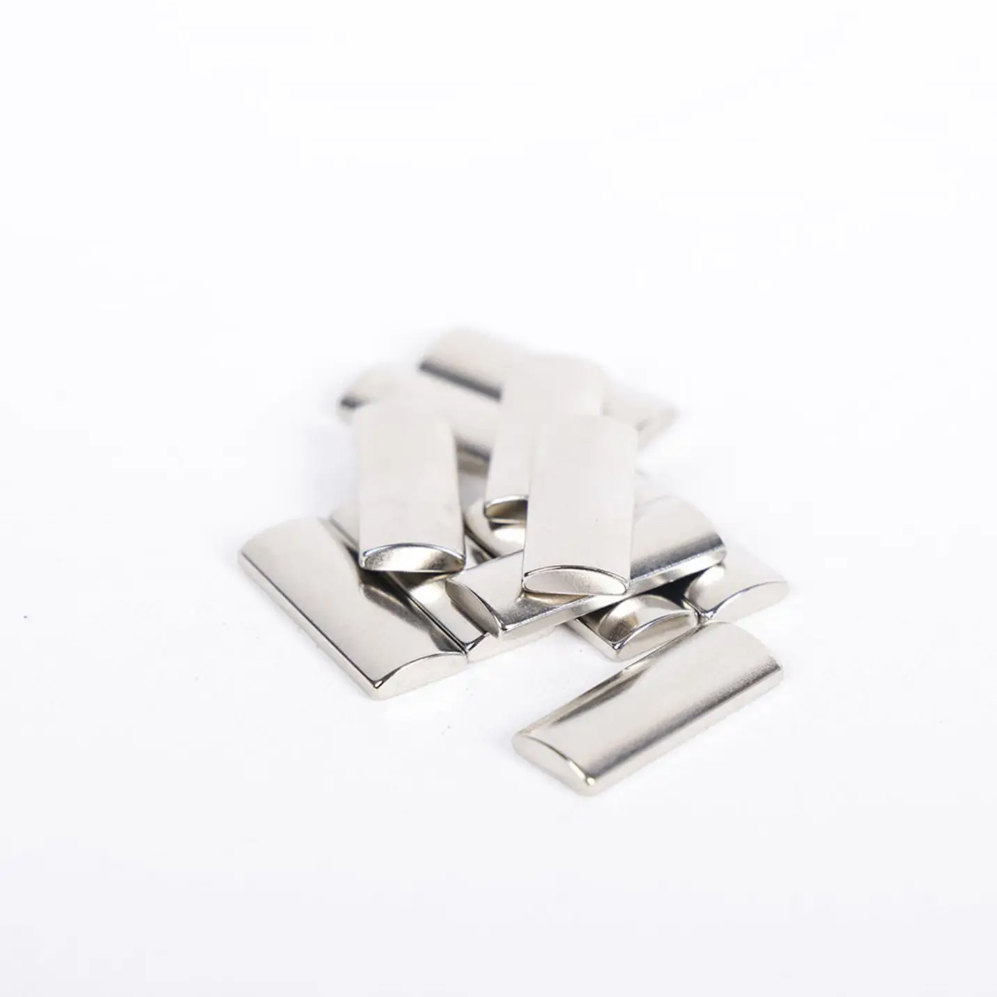 N35 N52 Super Strong Permanent Customized Tile Arc Shape NdFeB Neodymium Magnet For Motor