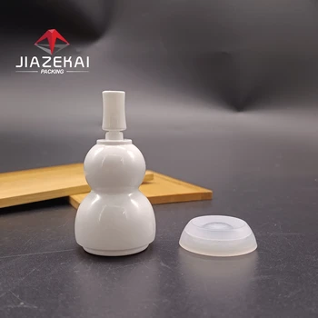 Portable 10ml Gourd Shape Plastic Bottle  Airless Makeup Tool Sub-Bottling Travel Bottle Screen Printing Essence and Lotion
