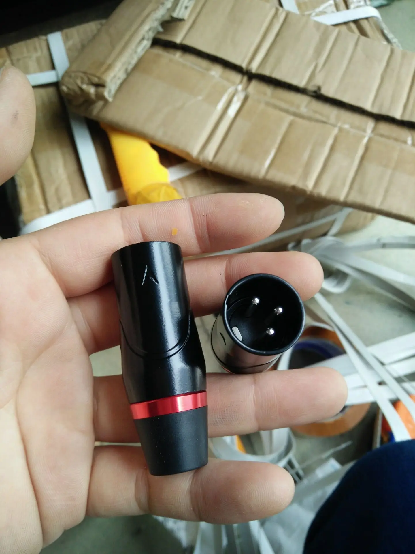 fake relx pod K&F Concept 2400mAh LP-E6P 2-Pack Battery and Dual Slot USB Charger  Compatible with EOS R5 Mark II, R5, R62, R6, R7 main image 0