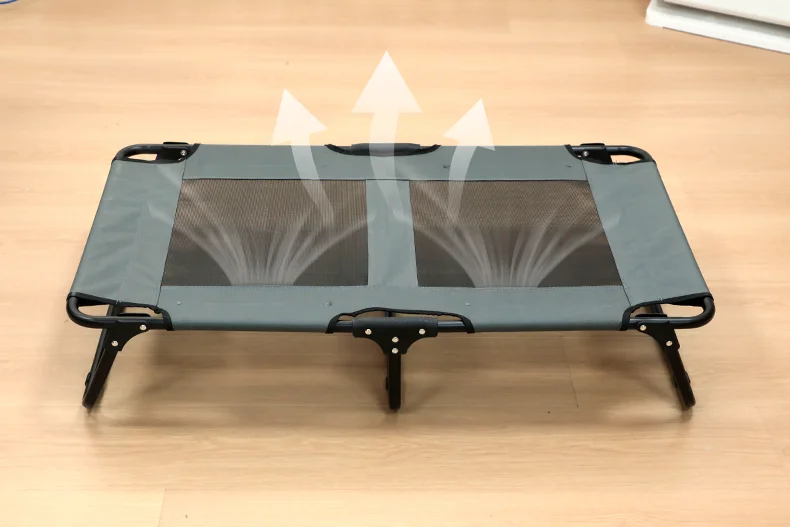 Hot Foldable Large Size Heavy Duty Pet Camping Bed 600D Oxford Cloth Breathable Indoor Outdoor Dog Cat Bed Pet Supplies factory