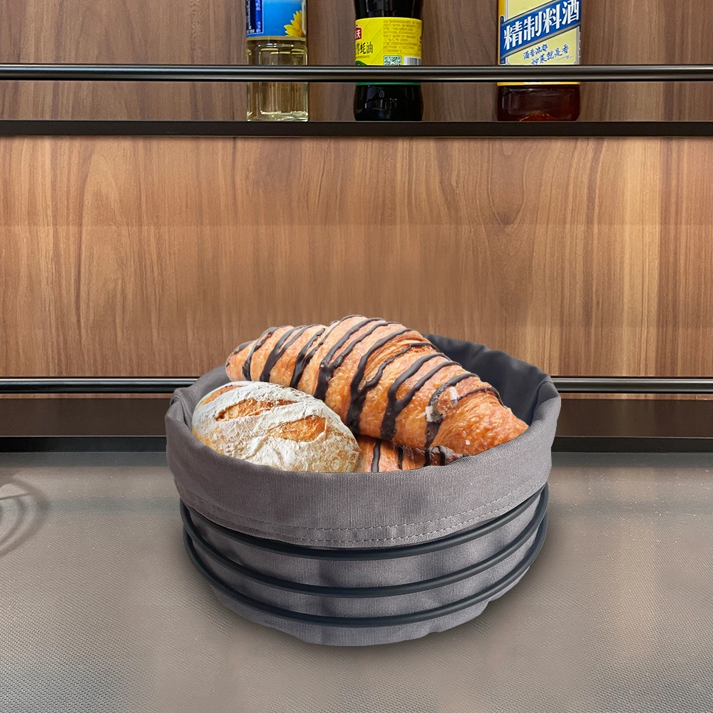 European Germany New Style Metal Canvas Bread Baskets Matt Black Round Toast Baguette Bread Holder With Grey Cloth Liner Bag