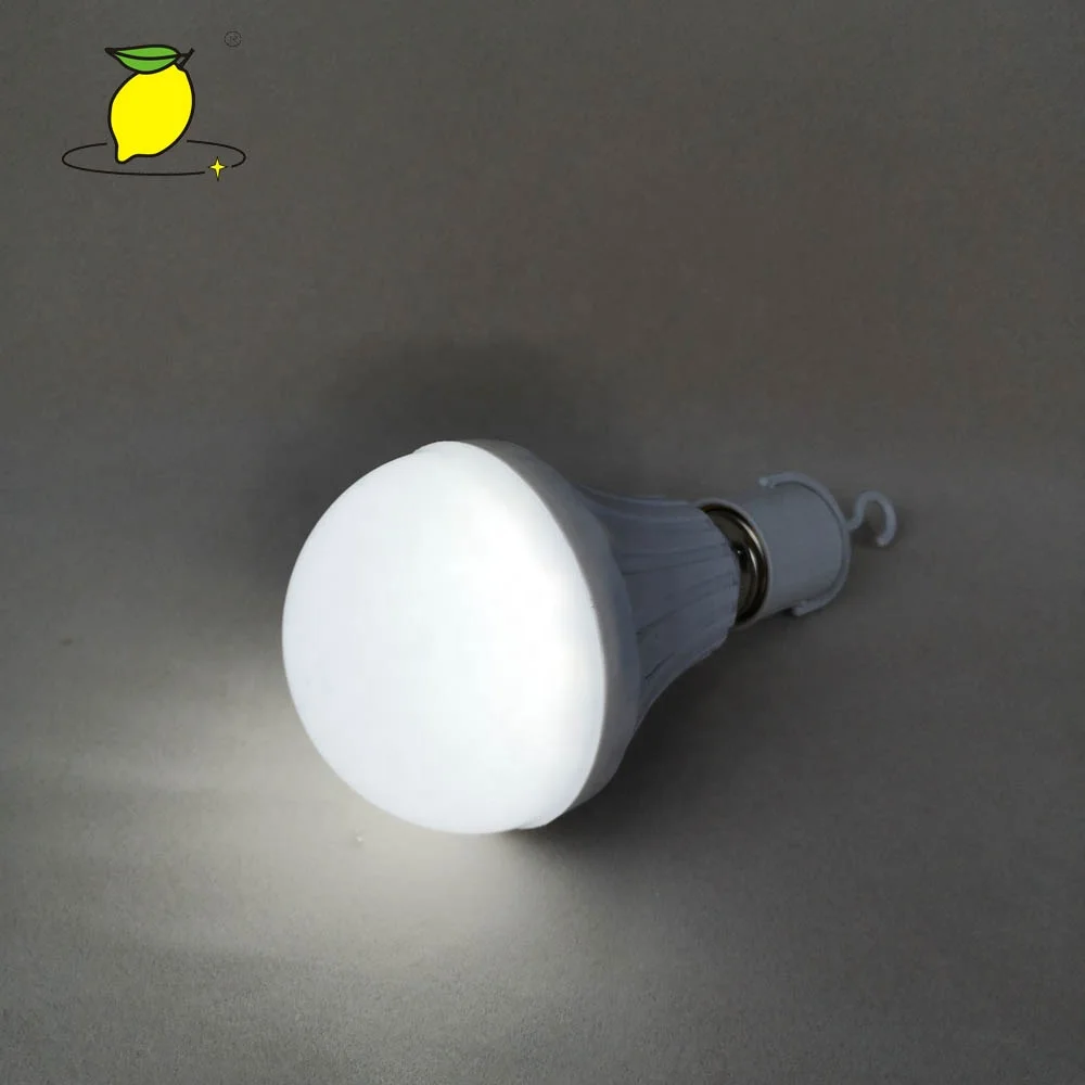 Novelty Intelligent 7W LED emergency led rechargeable light bulb