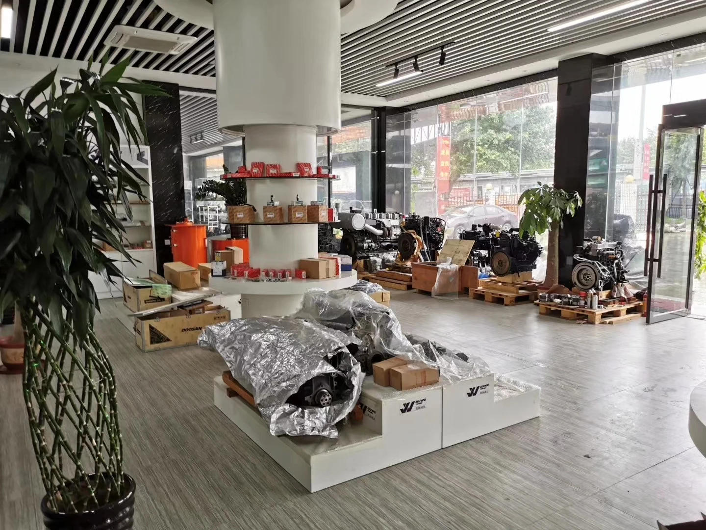 JIUWU POWER SHOWROOM-2
