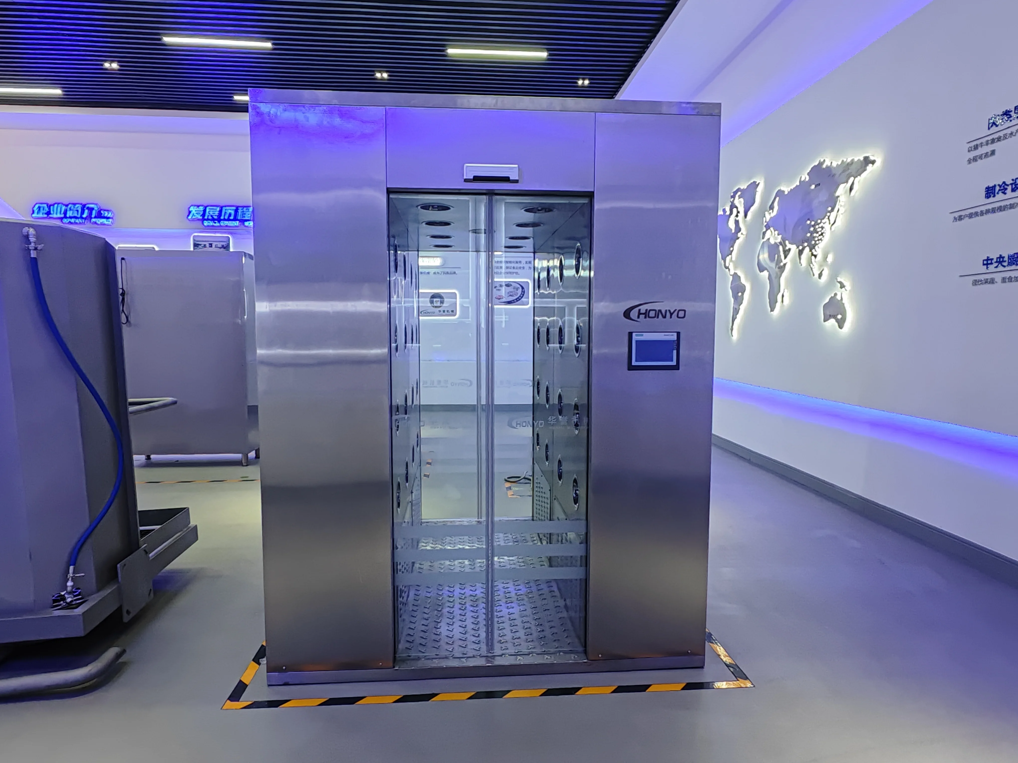 Uniquely designed single person steel air shower clean room