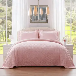 Premium 100% Polyester Microfiber Solid Color Quilt with Embossed Patchwork Detail