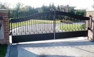 CBMmart Steel Welded Main Gate for Garden Railing Simple Design Iron Mesh Fence Gate