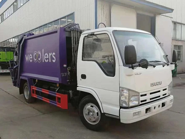 Самосжимающаяся мусорная машина ISUZU, задняя загрузка 4 куб. М с гидравлическим управлением