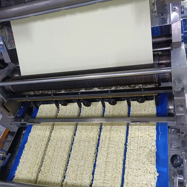 SUS304 Burr-free Efficient Cup Noodle Noodle Cutter with 5 Lanes Divider for Instant Noodle Making Machine