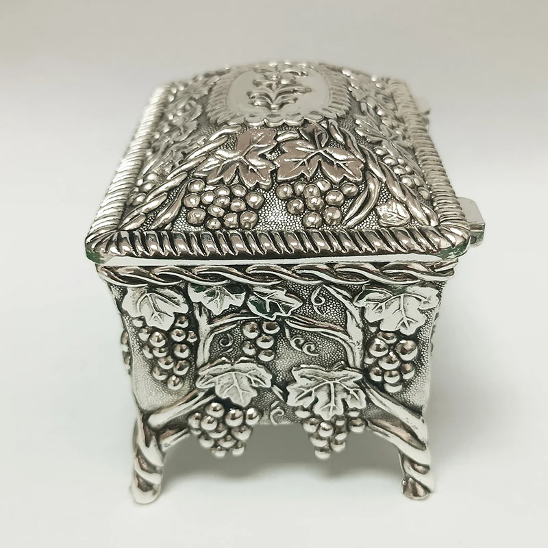 Metal Rectangle Grape Jewelry Box with Four Legs in Antique Finished