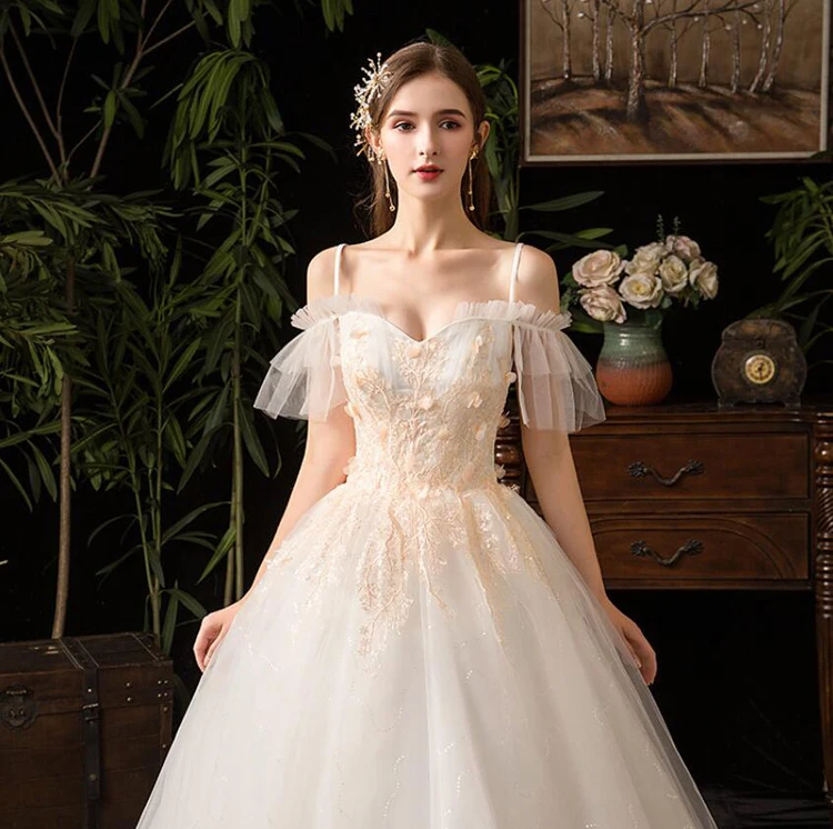 wedding dress (1).jpg