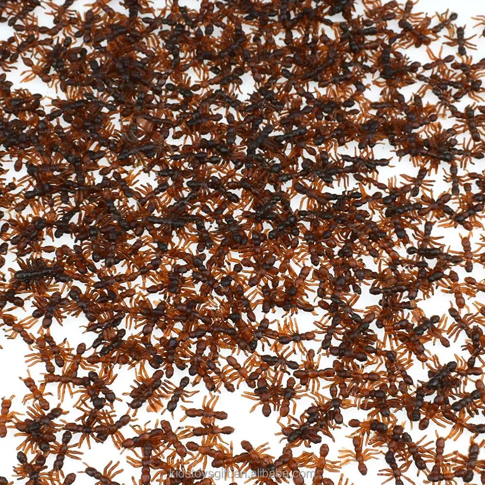 Cheaper Halloween Realistic Colorful Fly Centipede  Cockroach  Trick Toys for  Decoration Party Mini Plastic Spider Toy
