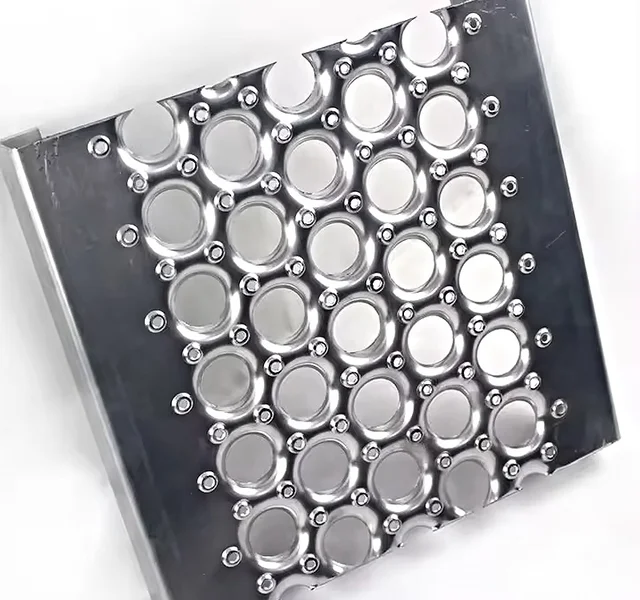 Anti-skid mechanical treads fisheye hole stair plate metal perforated punching plate
