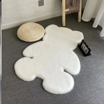 New design shape faux rabbit skin fluffy carpet can be machine washed without fading and hot selling on Amazon