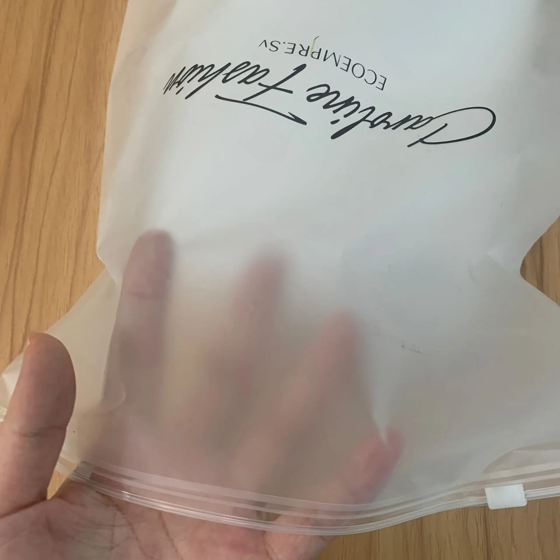 Custom Your Own logo Recycled Pouches Frosted Apparel Ziplock Shipping Clothing Packing Bag Plastic Bags Zipper Poly