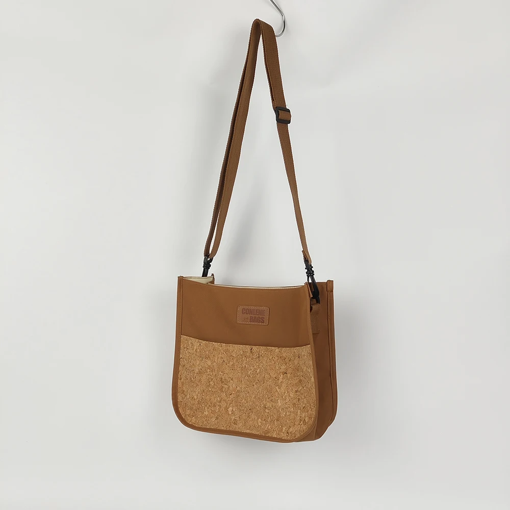 Wholesale Women Outdoor Cork Messenger Bag Cork Shoulder Square Tote Bag Crossbody Sling Bag