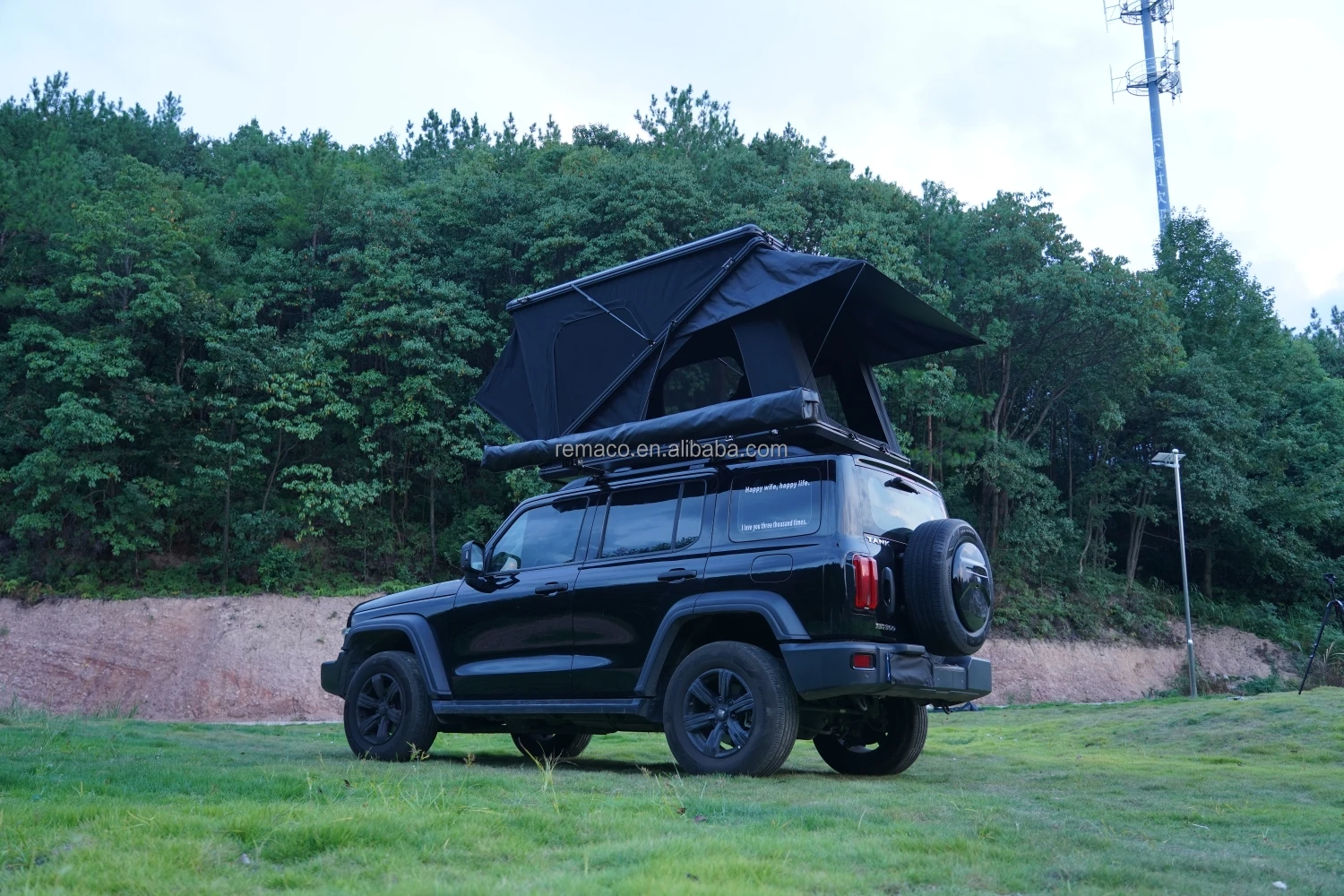 Remaco Best Hard Shell Double Rooftop Tents RTT Low Budget Biggest Camper Roof Top Tent
