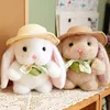 Bambola di peluche coniglio budino