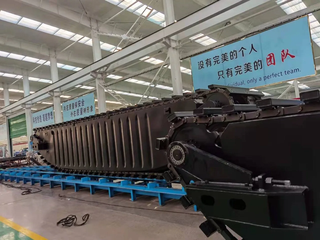 Amphibious Excavator Track Cleats Pontoon Swamp Buggy in Stock Good Condition With Strong Engine