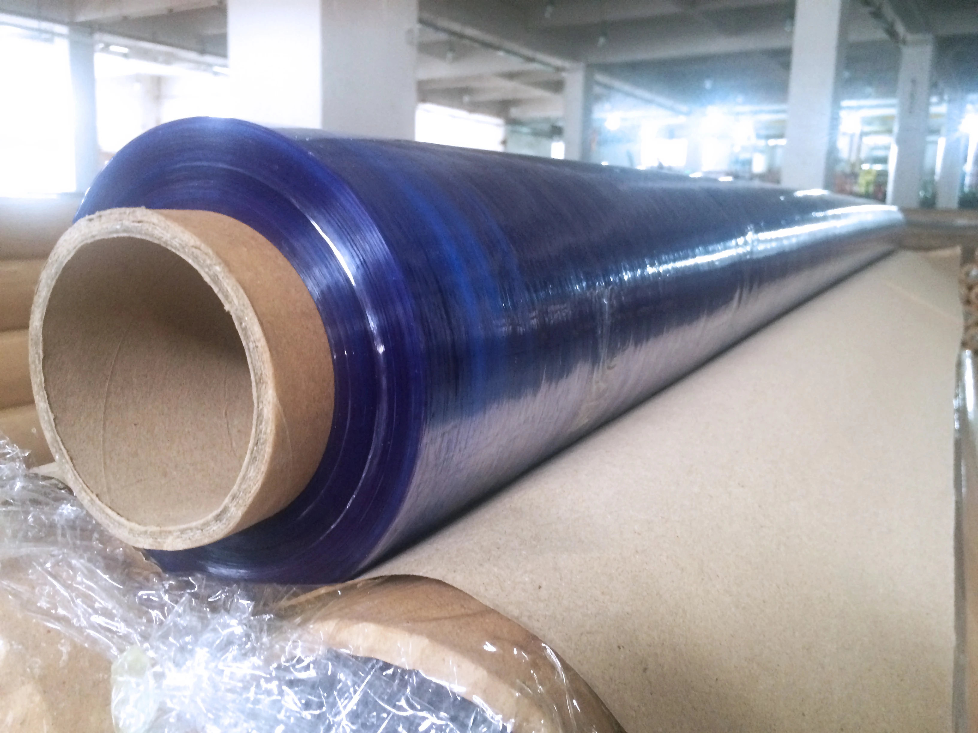 Плёнка пвх 300 микрон. Прозрачный пластик в рулоне. Пленка пвх 200 микрон. Пленка пвх эп-73. Пвх 700 микрон.