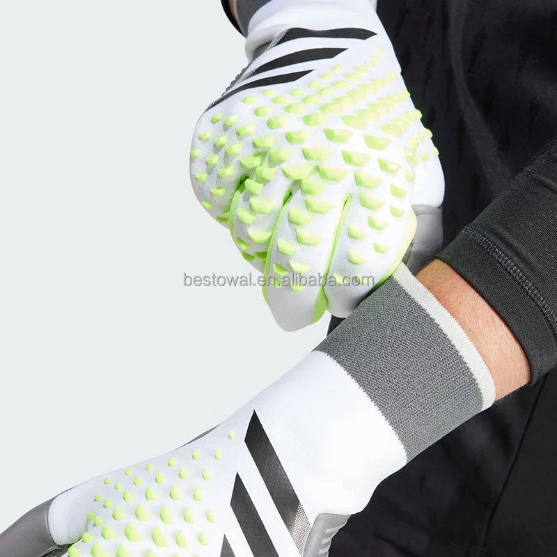 Professional Leather Football Soccer Goalkeeper Glove Breathable And