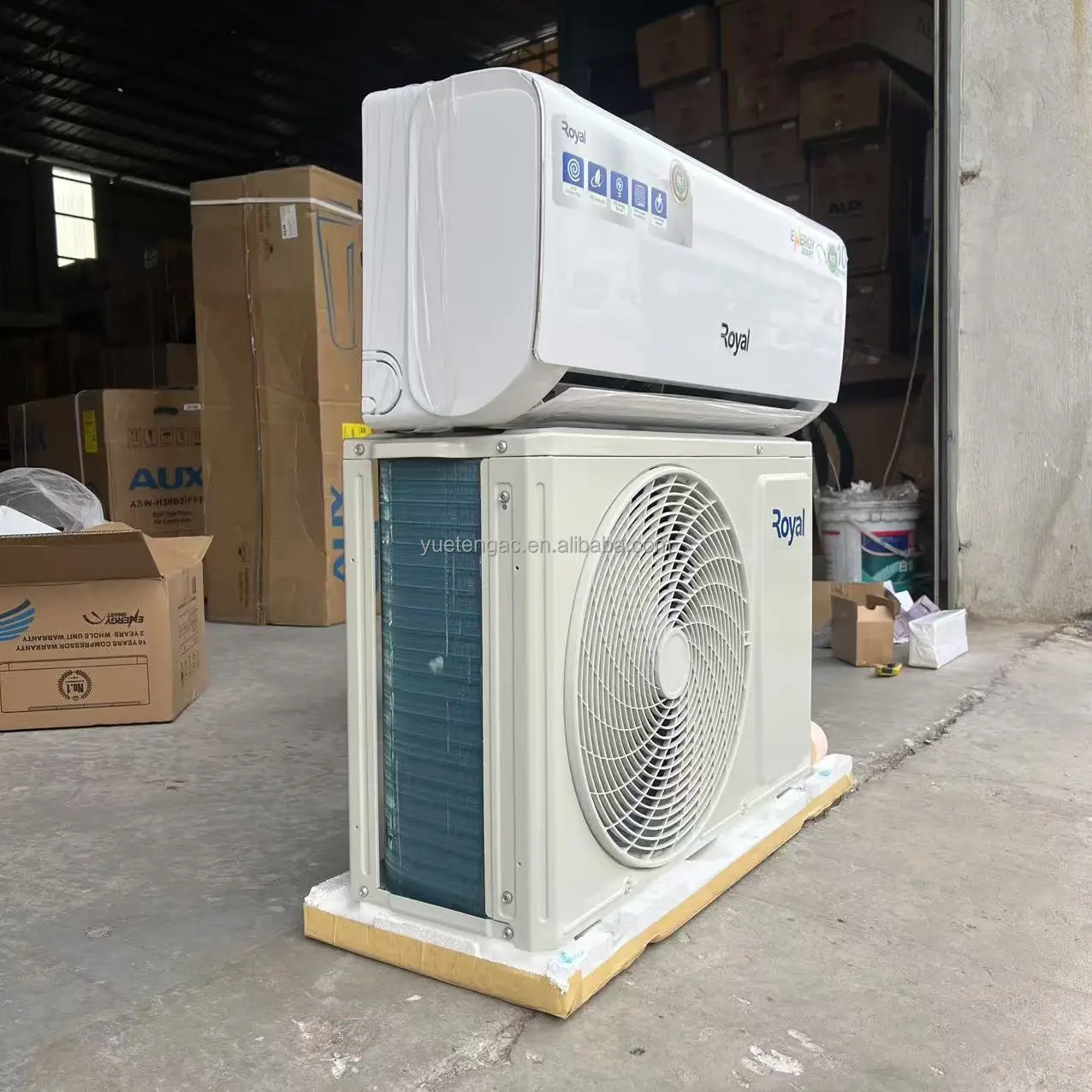 Comfort Aire Climatiseur Mural 12000 Btu Refroidissant / Chauffage Avec Télécommande | Home Depot Canada