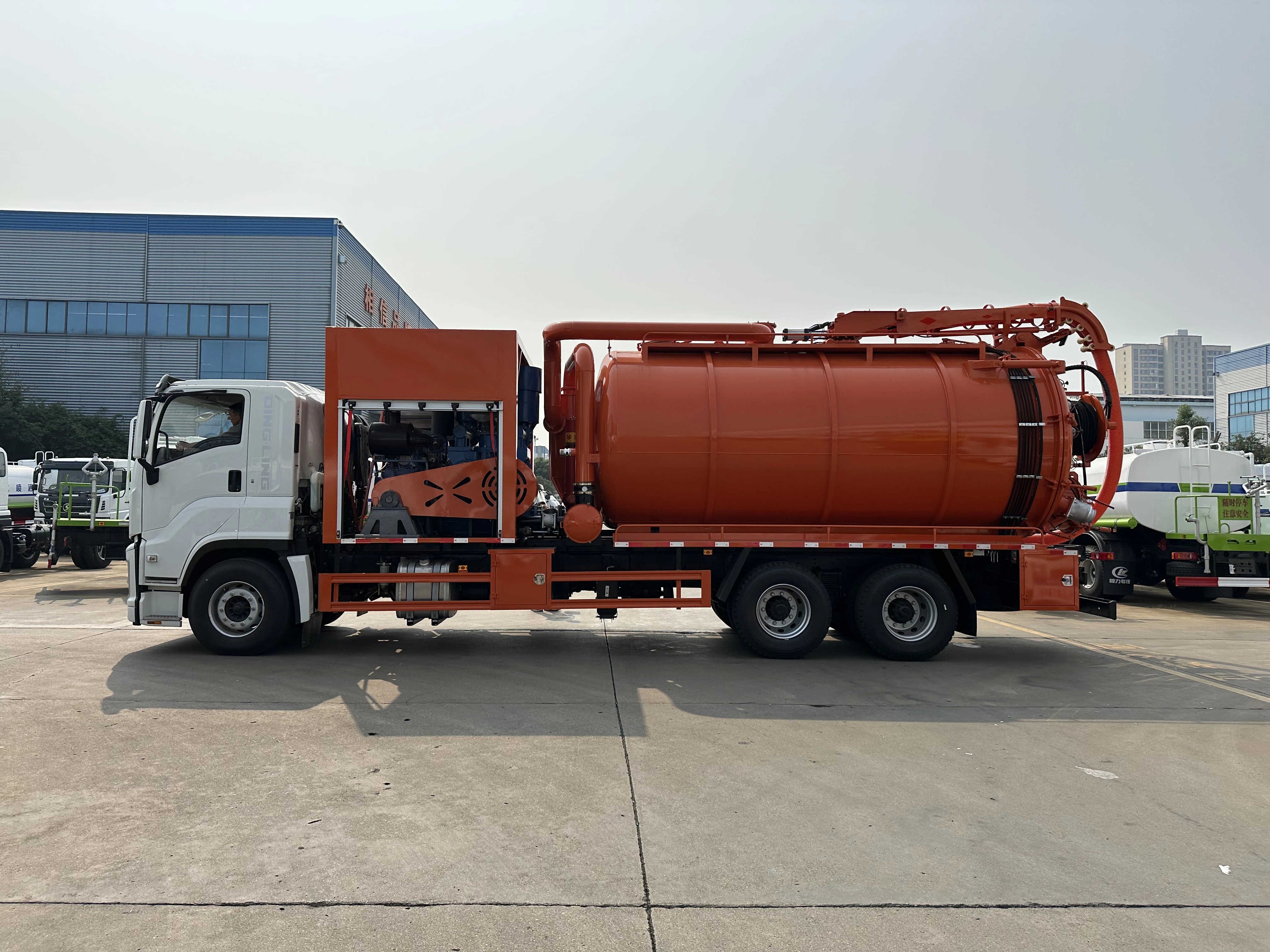 product isuzu 6x4 15 cbm vacuum tank vehicle diesel fuel sewage suction trucks with manual transmission-4