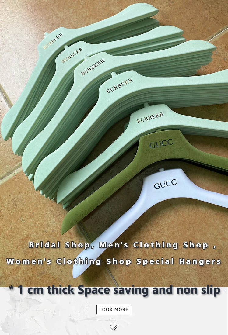 Space saving anti slip heavy duty thin pants velvet hangers clothes  wholesale outlet brand custom logo plastic hangers