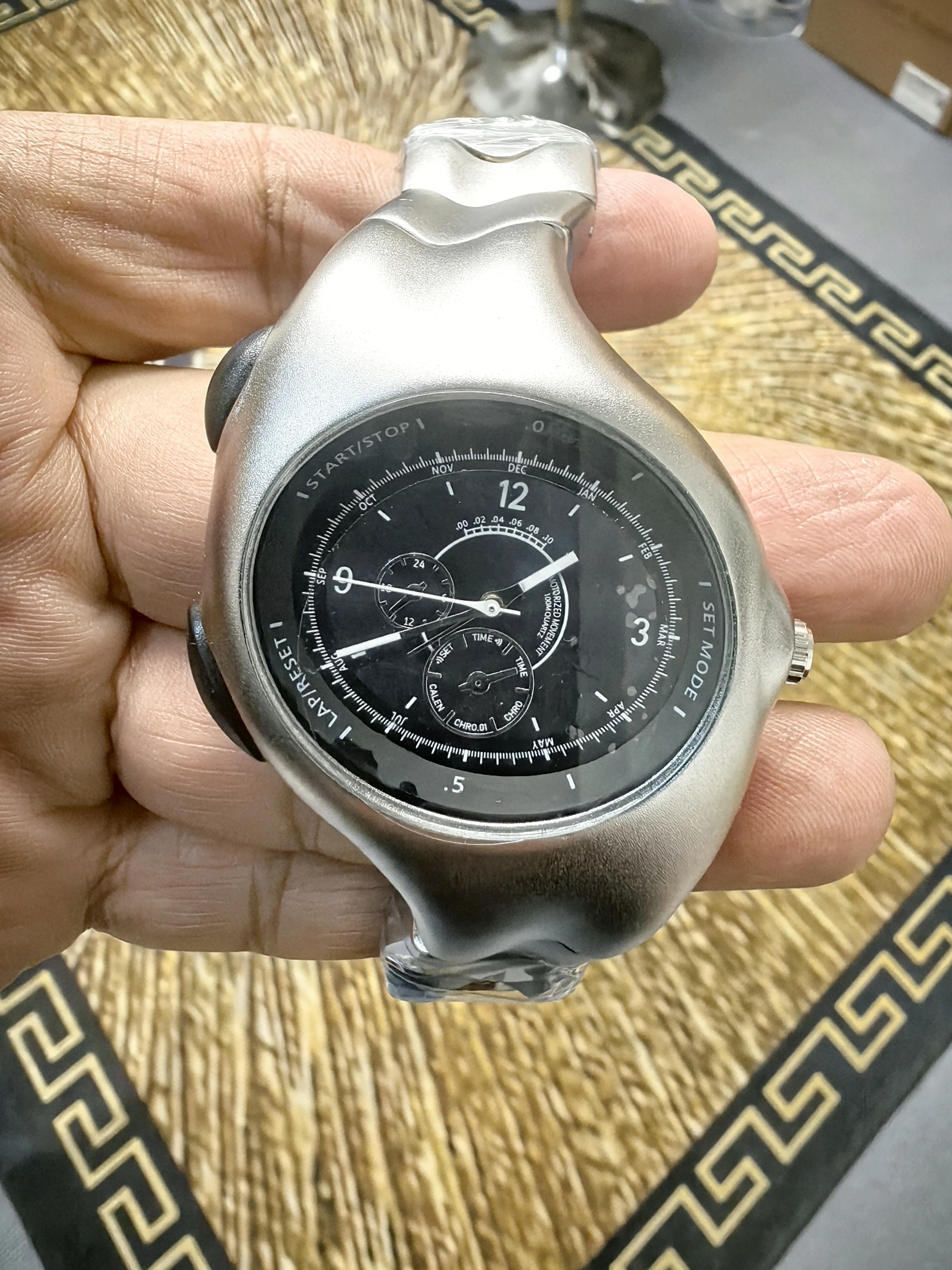 Amazon.com: BENLYDESIGN Unique Metal Watch, Stainless Steel