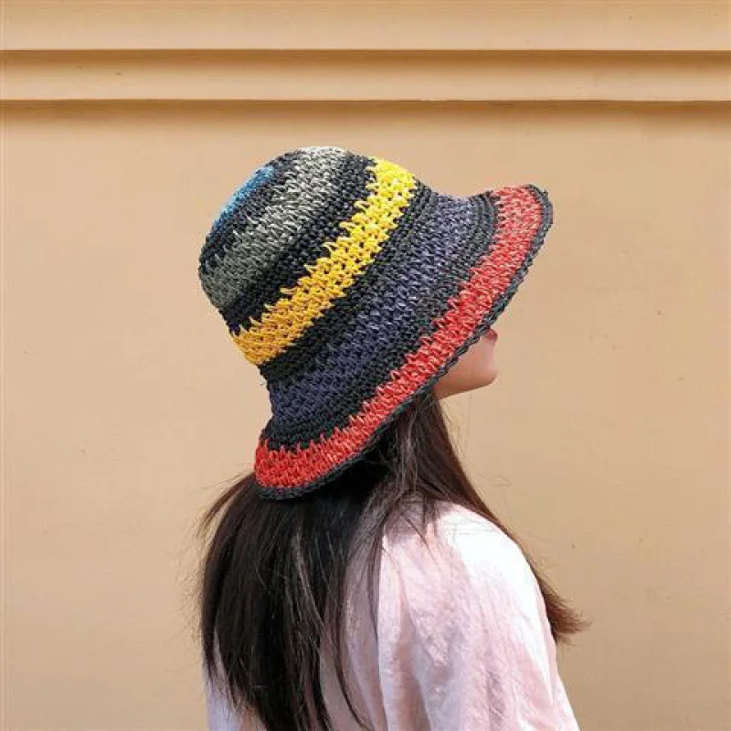 Женская соломенная