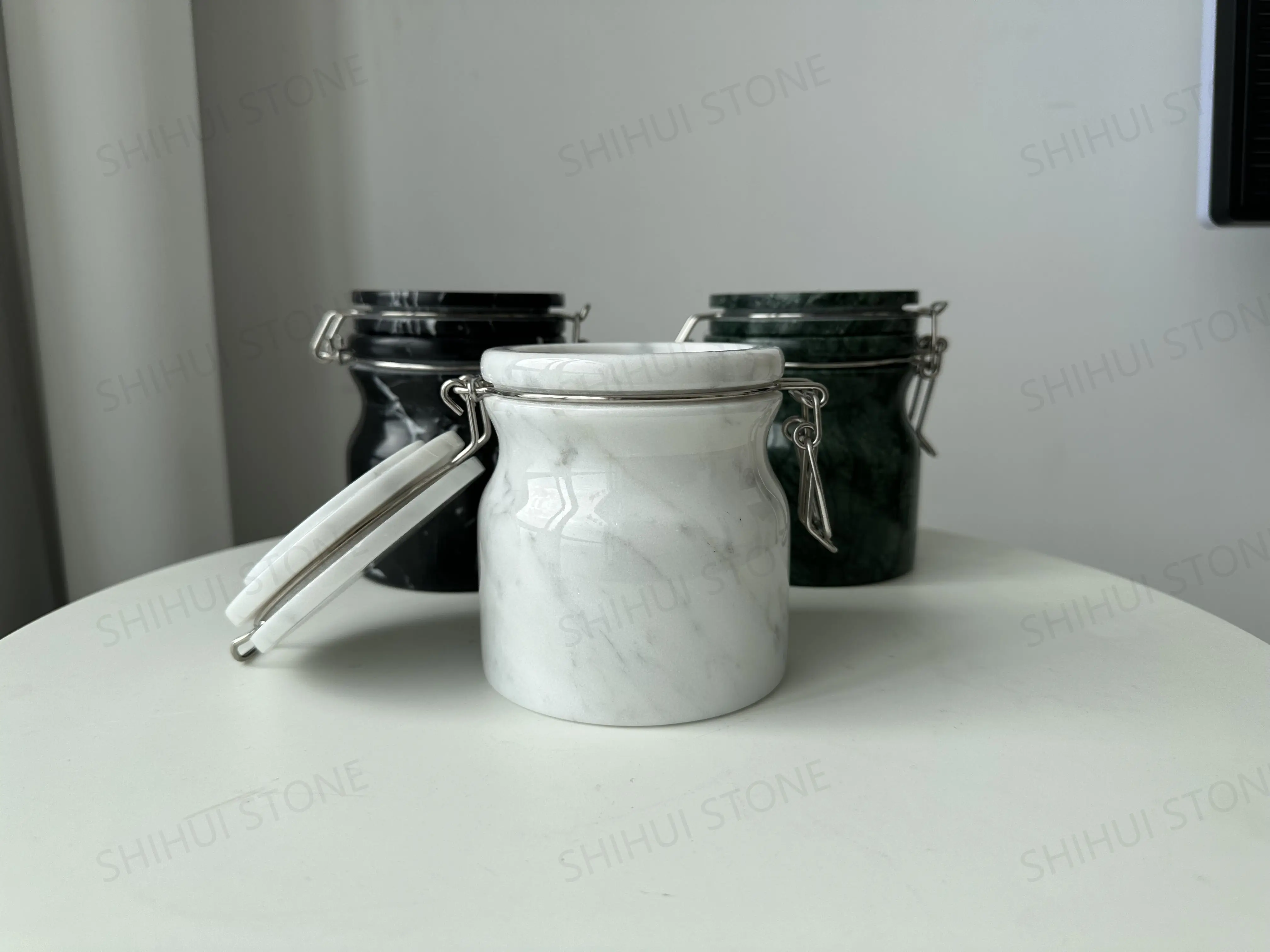 SHIHUI Custom Logo Natural Stone Marble Decoration Personalized Design Food Syrup Containers Unique Honey Storage Jar Kitchen