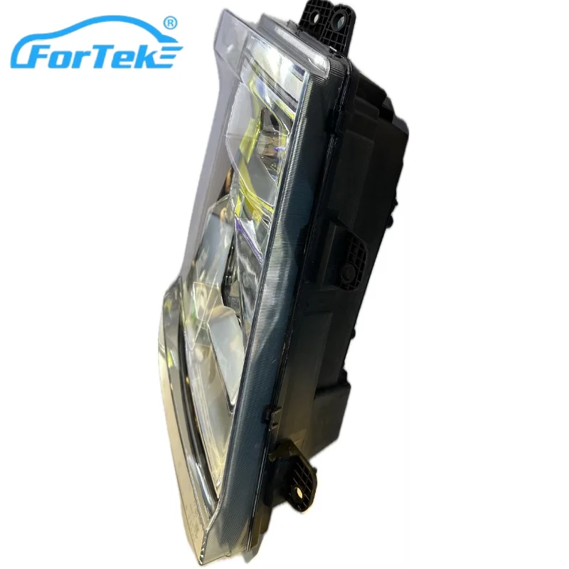 C hn hỏi GMC SIERRA 1500 LEFT LED XENON HEADLIGHT 2016-2018 GM 84046790