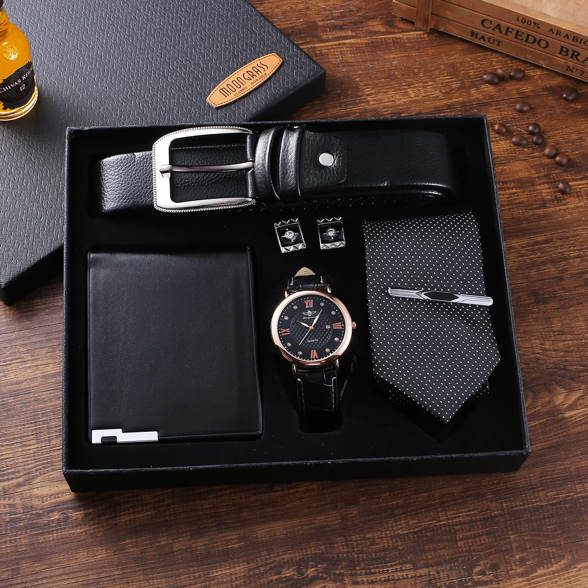 Luxury Watch Set for Men Sunglasses Wallet Belt Key Chain Quartz Wristwatch Gift Set for Husband Dad Boyfriend Roman Present