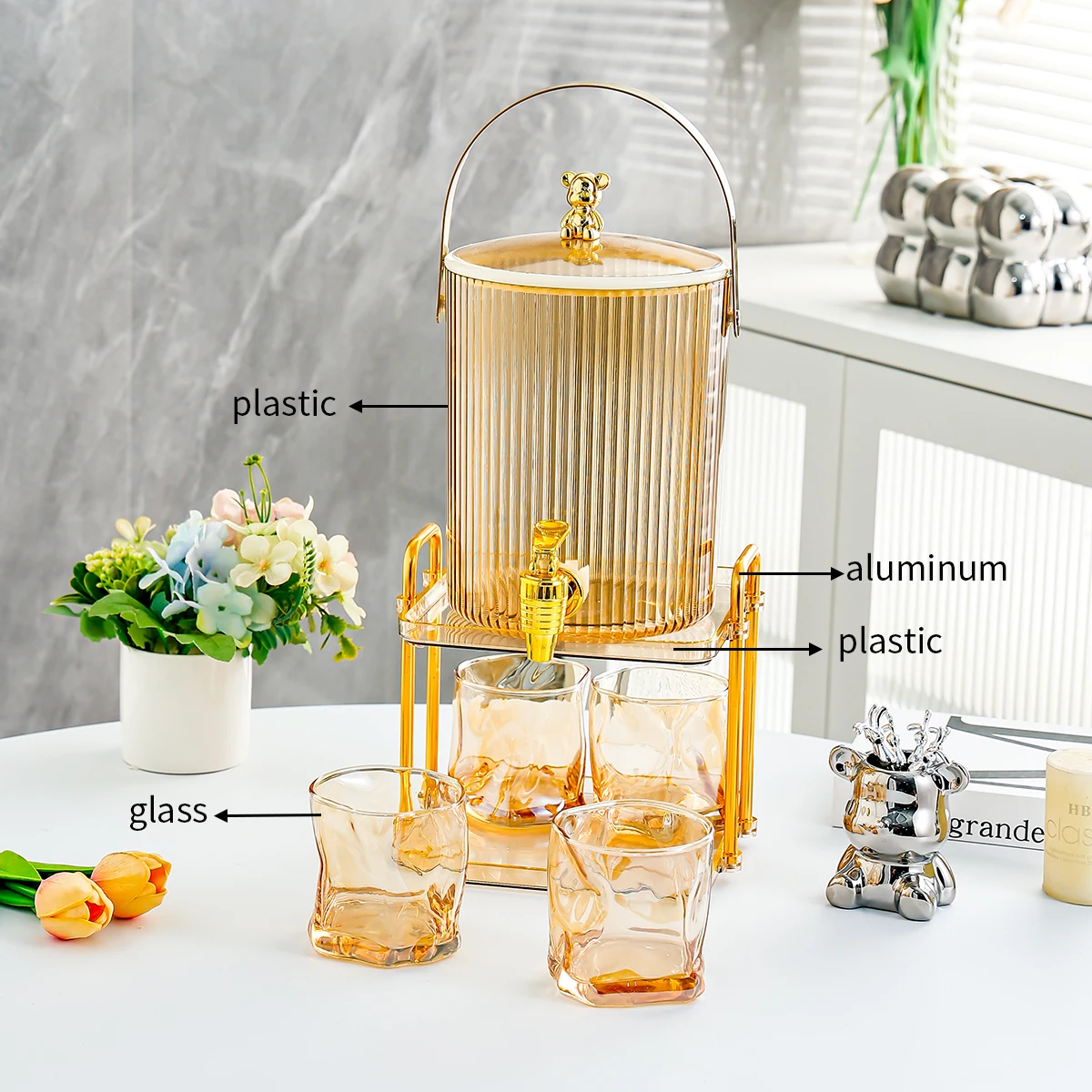 High-Temperature Resistant Plastic Water Bottle Faucet round round Cold Brew Drink Juice Bucket for Household Storage Parties